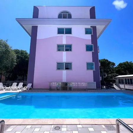 Bright With Terrace-beahost Apartamento *